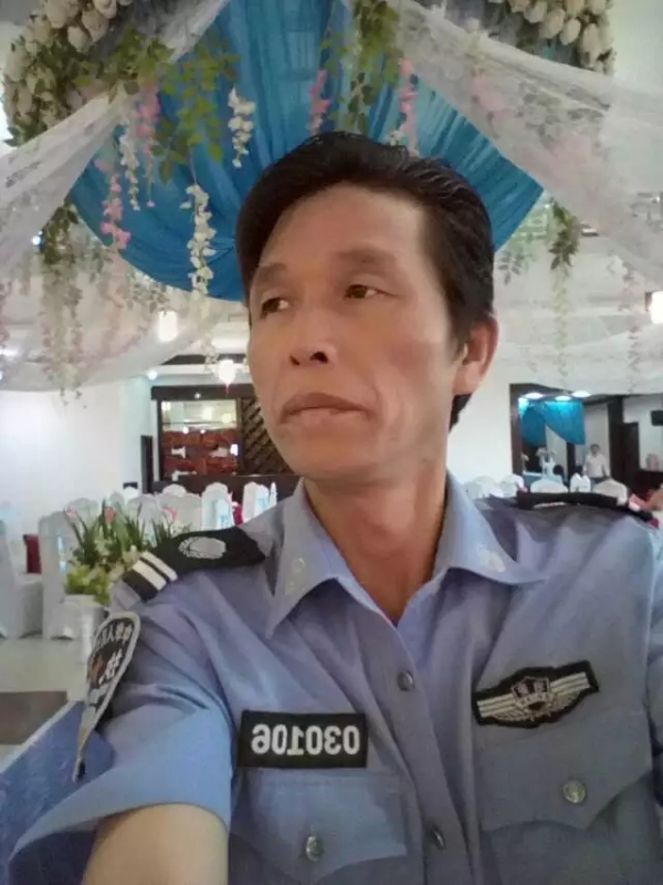 卧窗听雨的第二张照片--岳阳交友中心